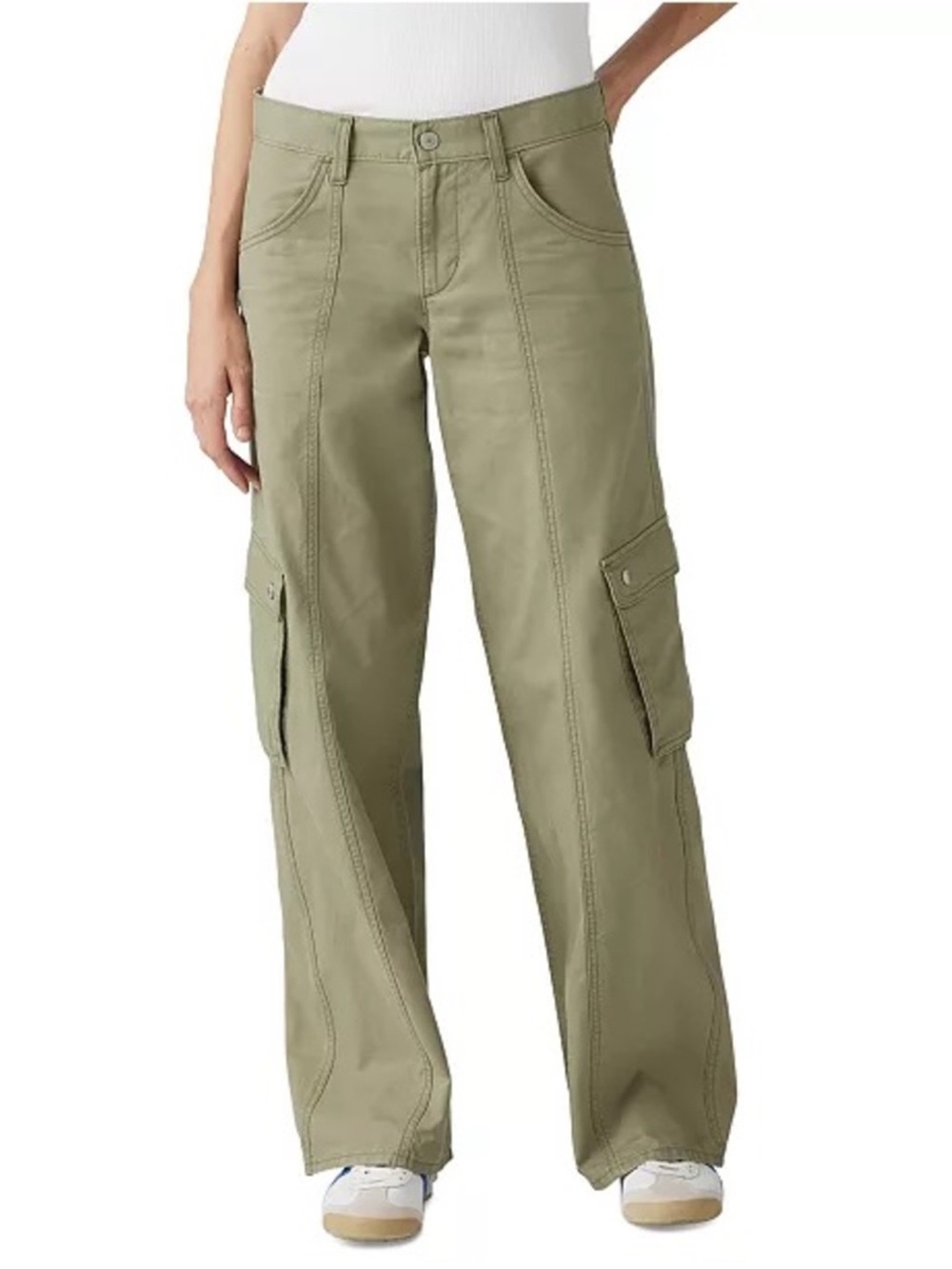 Levi's Women's Superlow Loose Cargo Pants nwt